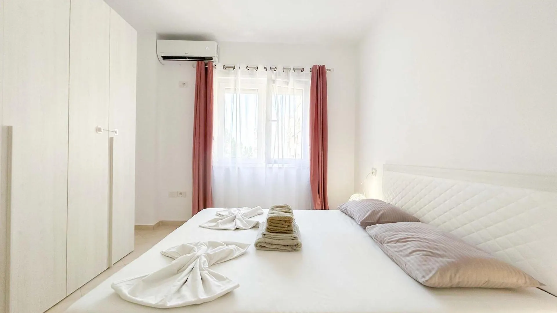 Ultimate Luxury Deluxe Suite 734 Durrës Apartament
